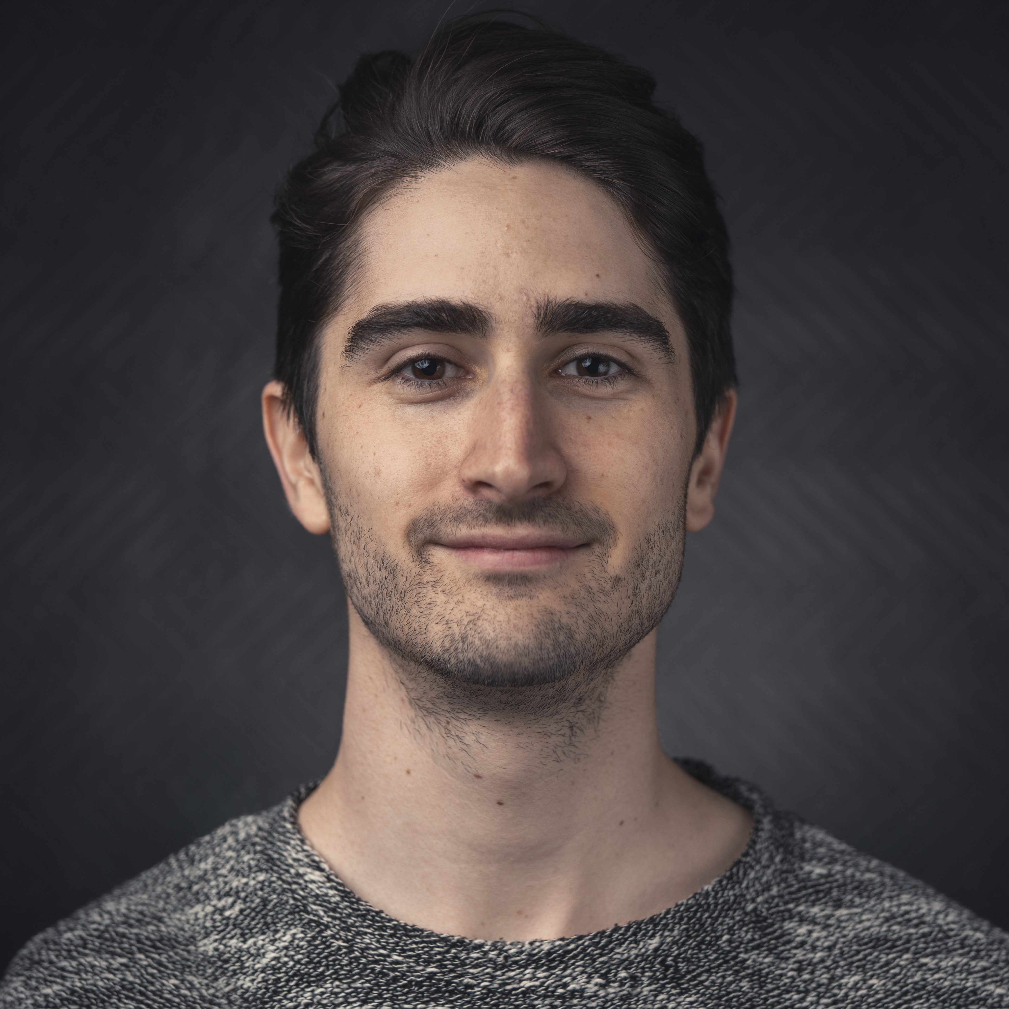 Marcelo_Headshot-3_Square